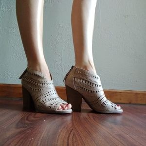 NOT RATED GROVE THANG BOOTIE